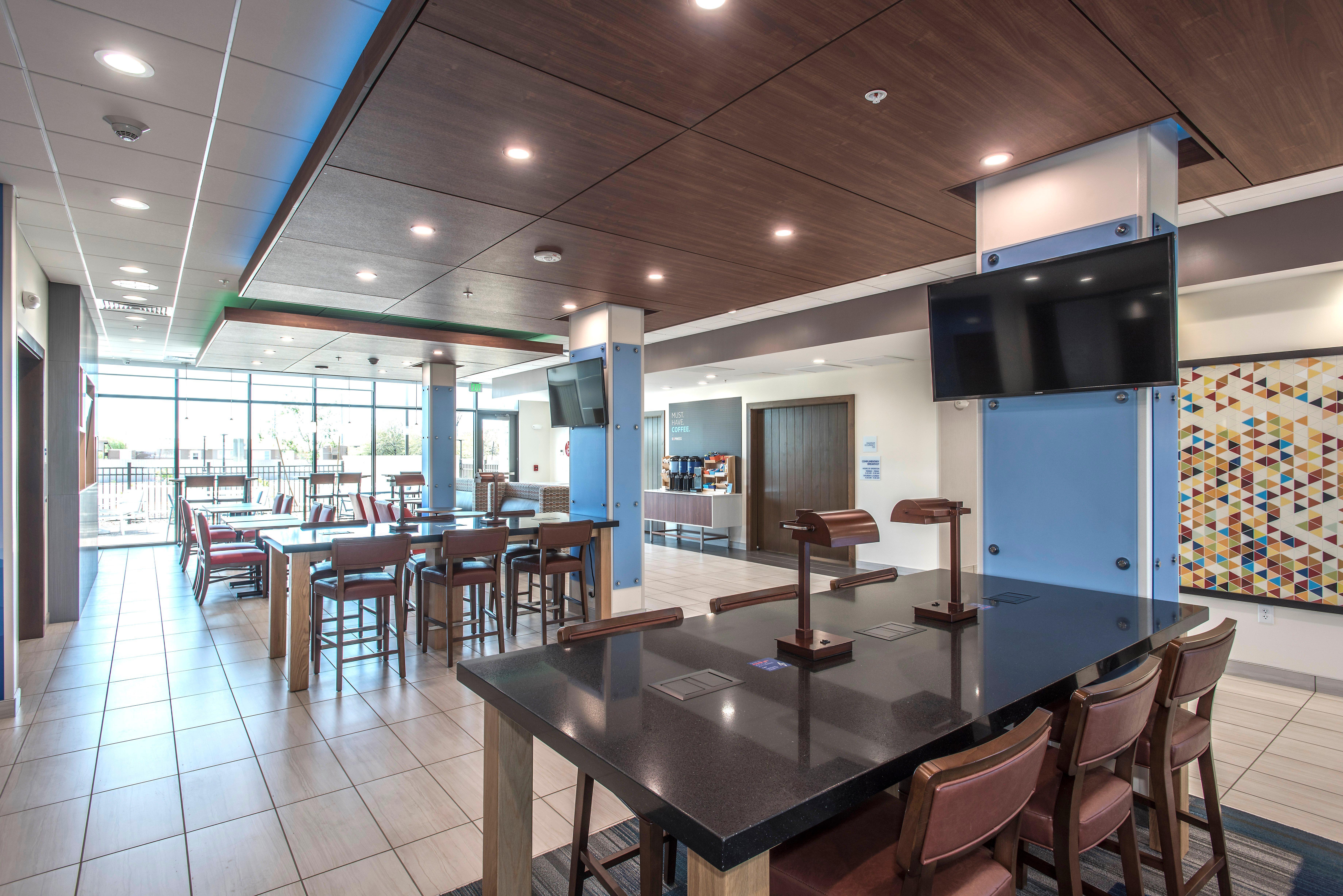 Holiday Inn Express & Suites - Phoenix North - Happy Valley By Ihg Luaran gambar