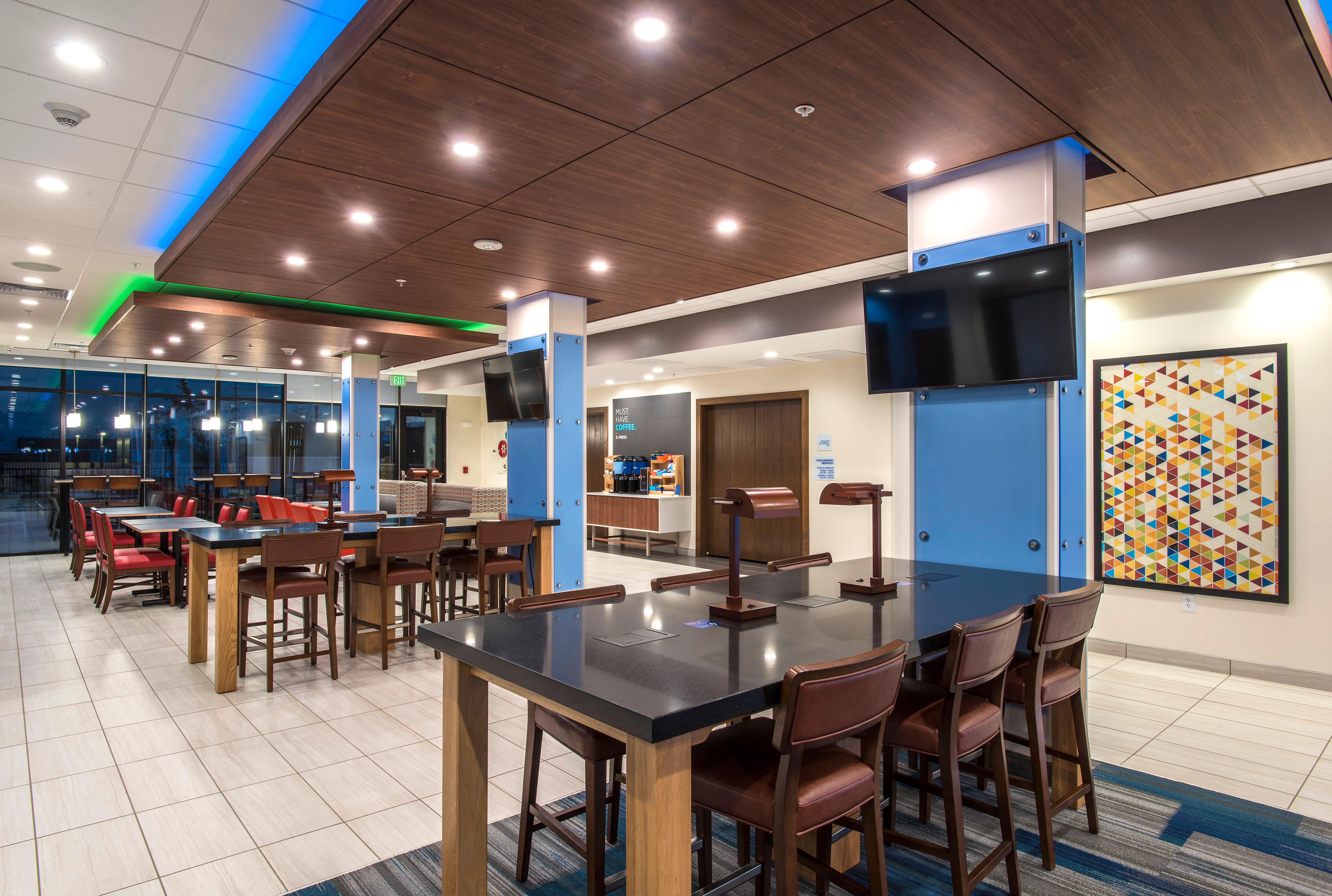 Holiday Inn Express & Suites - Phoenix North - Happy Valley By Ihg Luaran gambar